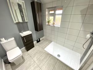 Photo 19- click for photo gallery